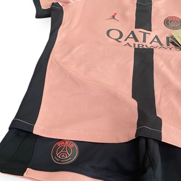 Nike Jordan Paris Saint-Germain 2024/25 Third Stadium Mini Kit Childrens size L - Picture 3 of 12